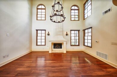 2510 N Henderson Ave unit 14, Dallas, TX 75206 - photo 3