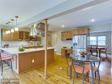 1740 Lockerbie Ln, Vienna, VA 22182 - photo 5