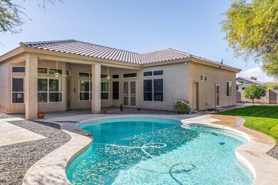 2348 W Flint St-3