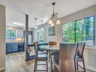 The breakfast area back across to the kitchen.
