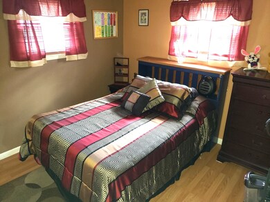 2211 Linden Ave, Waukegan, IL 60087 - photo 5