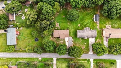 Aerial view of property and surrounding area