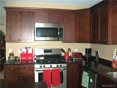 1050 Wayne Ave, North Tonawanda, NY 14120 - photo 2