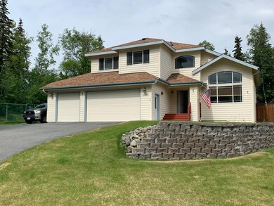 8508 Lassen Front Retaining Wall and Sid