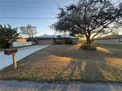 138 Zobora Cir, Fort Myers, FL 33913 - photo 2