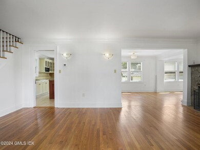13 Suburban Ave, Cos Cob, CT 06807 - photo 5