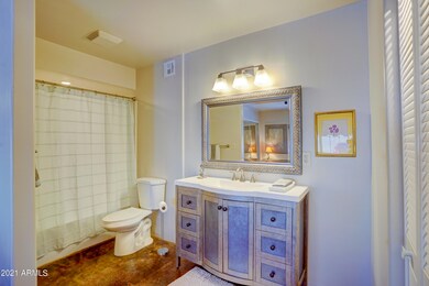 7821 E Plaza-06