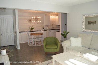 Living Rm - Dining area