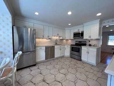 36 Marshall Rd, Wellesley, MA 02482 - photo 5