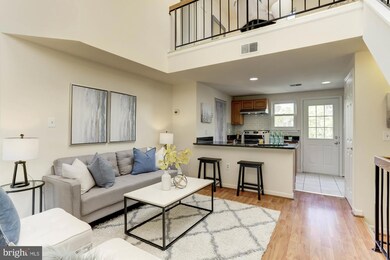 4378 Pembrook Village Dr unit 80, Alexandria, VA 22309 - photo 7