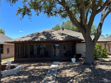 328 Diana Dr, Alamo, TX 78516 - photo 2
