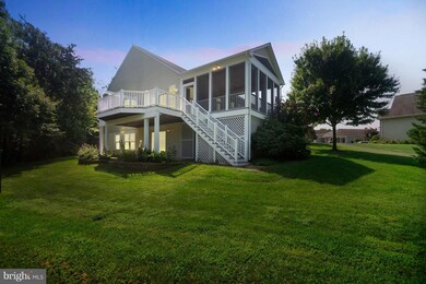 6827 Averbach Ct, Warrenton, VA 20187 - photo 2