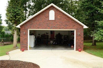 204 Seven Springs Loop unit 85, Statesville, NC 28625 - photo 6