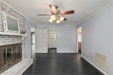 106 Creighton Dr, Jacksonville, NC 28546 - photo 7