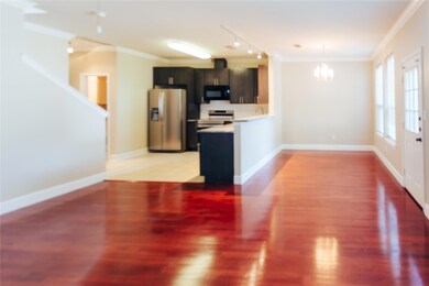 911 Spring Valley Plaza, Richardson, TX 75080 - photo 6