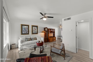 808 N 82nd St unit F6, Scottsdale, AZ 85257 - photo 4