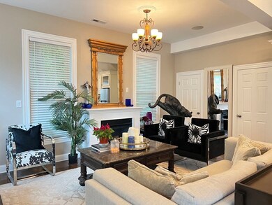 826 Watertown St unit Carriage, West Newton, MA 02465 - photo 5