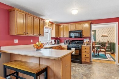 110 Betty Ann Ln, Dracut, MA 01826 - photo 7