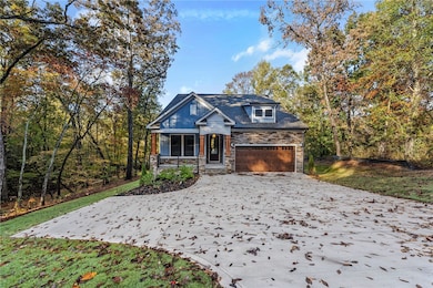 602 Cross Creek Dr, Seneca, SC 29678 - photo 2