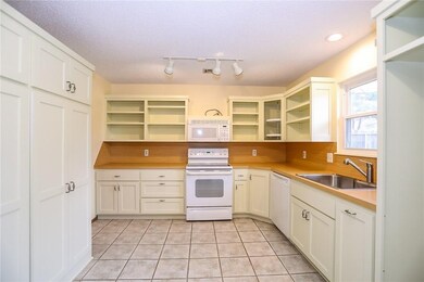 2803 W Beech St, Rogers, AR 72756 - photo 6