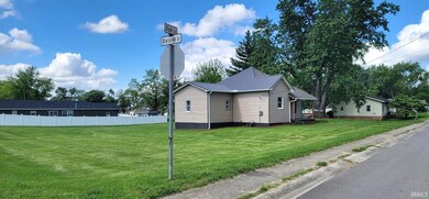 507 Oak St, Bicknell, IN 47512 - photo 2