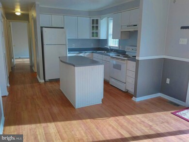 320 E High St, Clayton, NJ 08312 - photo 2