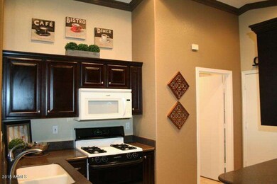 138th Kitchen 3 (800x533)