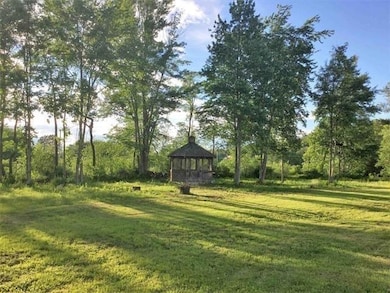 15 Evans Rd, Peterborough, NH 03458 - photo 7