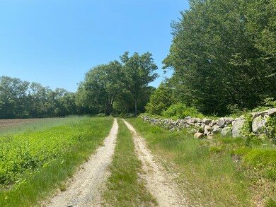 00 Russells Mills Rd, South Dartmouth, MA 02748 - photo 2