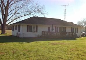 unlisted-address, Columbus, IN 47201 - photo 2