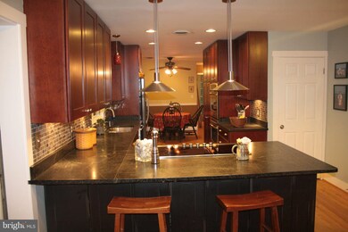 6621 Monroe Ave, Sykesville, MD 21784 - photo 3