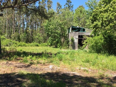 Old shed of no value