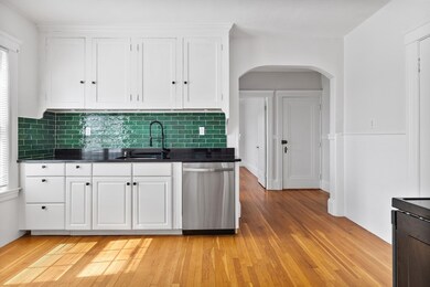 18 Ropes St unit 1L, Salem, MA 01970 - photo 2