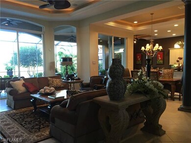 Wall of windows brings the outside in