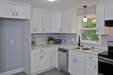 20 Longview Dr, Florence, MA 01062 - photo 4