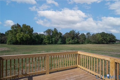 206 Oswald Ln, Dunnsville, VA 22454 - photo 4