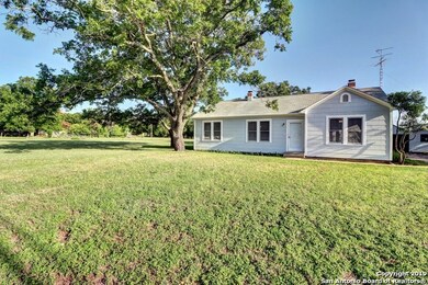 1892 W Us Highway 290, Fredericksburg, TX 78624 - photo 4