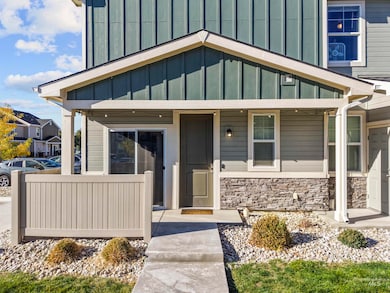 2314 E Spice Loop, Nampa, ID 83687 - photo 2