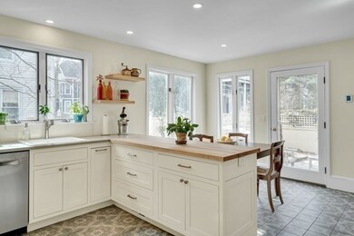 14 Elm St, Brookline, MA 02445 - photo 7