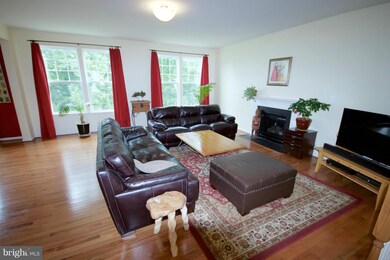 13005 Brierly Forest Ct, Manassas, VA 20112 - photo 3
