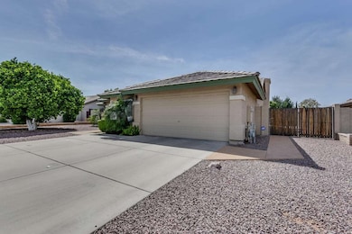 4243 E Enrose St, Mesa, AZ 85205 - photo 2