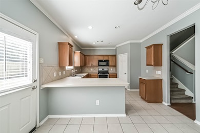 8726 Old Maple Ln, Humble, TX 77338 - photo 6