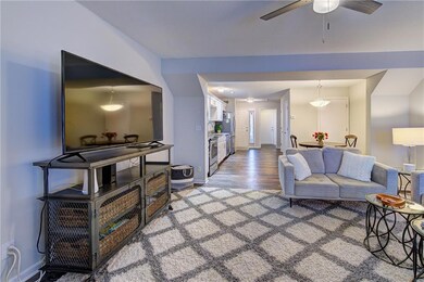 2104 SW Gooseberry Ln, Lees Summit, MO 64082 - photo 4