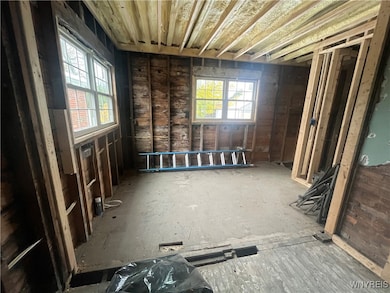 2936 McKoon Ave, Niagara Falls, NY 14305 - photo 6