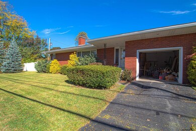 138 Fleetwood Ave, Albany, NY 12209 - photo 4