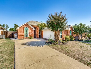 204 N Rustic Trail, Wylie, TX 75098 - photo 2