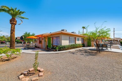 1469 E Fillmore St-large-005-022-1469 E