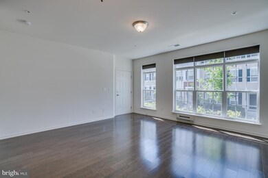 16912 Porters Inn Dr unit 63, Dumfries, VA 22026 - photo 5