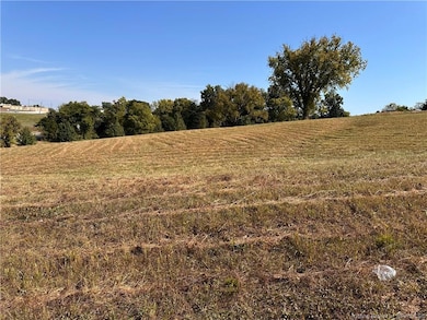 702 W Becks Mill Rd, Salem, IN 47167 - photo 7