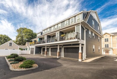 22 Cornwall St, Portsmouth, NH 03801 - photo 2